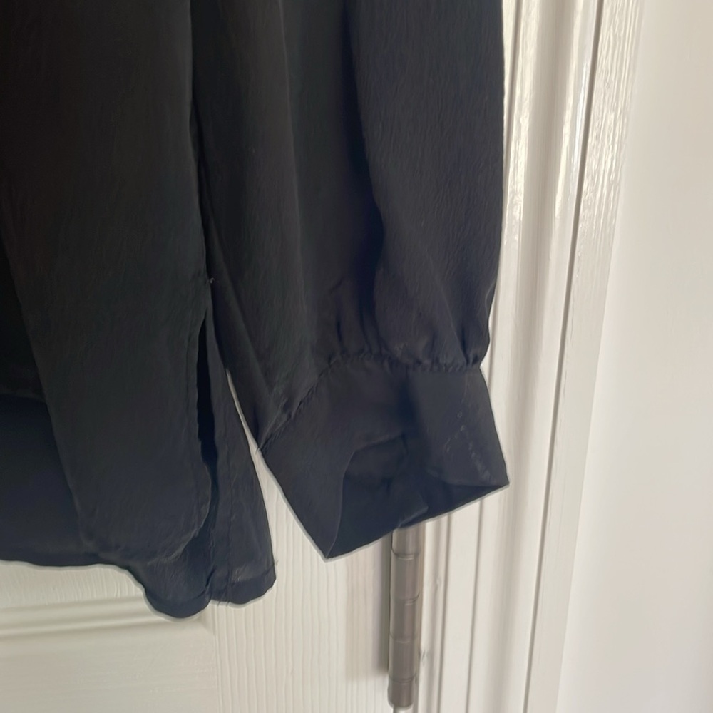 Talbots Black Buttoned Mandarin Collar Silk front pocket Blouse LP - Picture 5 of 7